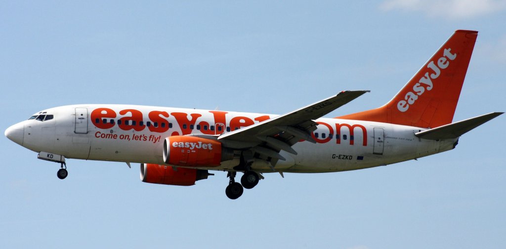 EasyJet,G-EZKD,Boeing 737-73V,25.05.2011,HAM-EDDH,Hamburg,Germany  