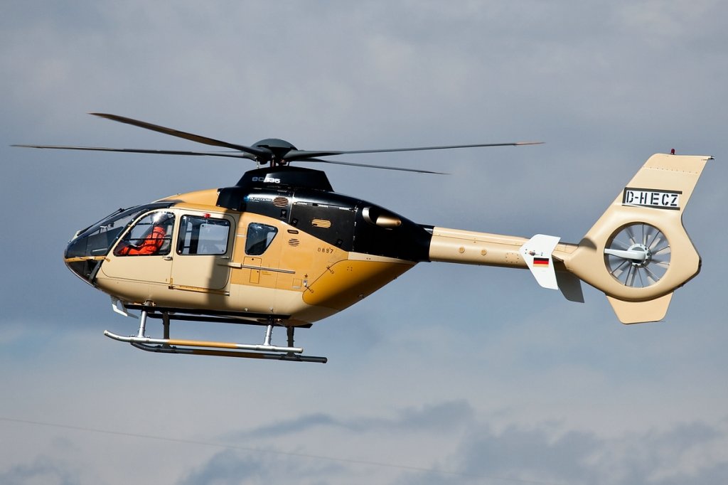 EC135/D-HECZ/Eurocopter Donauw�rth/29.03.2010  