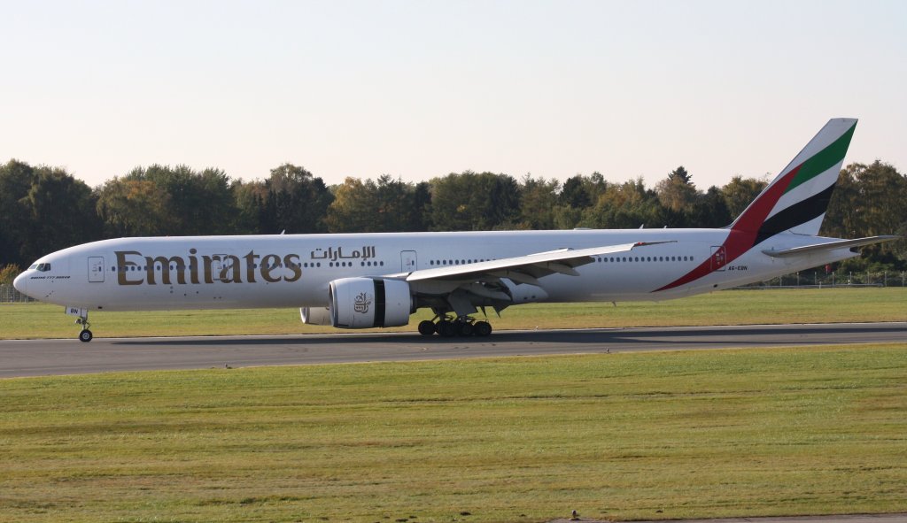 Emirates, A6-EBN, Boeing 777-36N(ER), 22.10.2011, HAM-EDDH, Hamburg, Germany