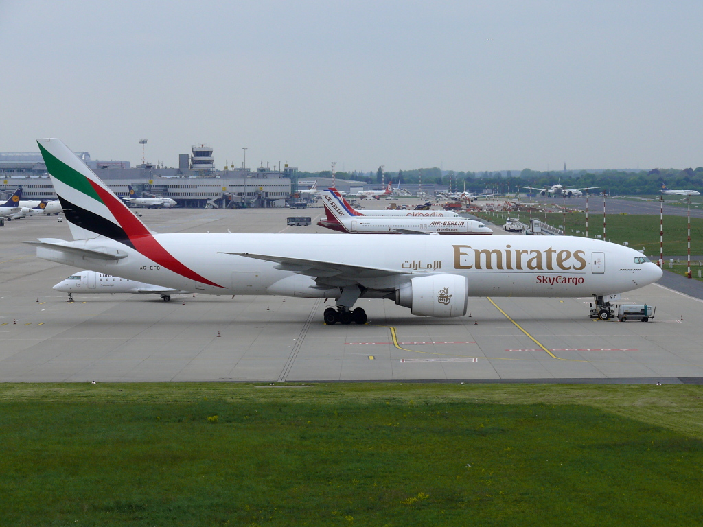 Emirates SkyCargo; A6-EFD; Boeing 777-F1H. Flughafen Dsseldorf. 10.05.2010.