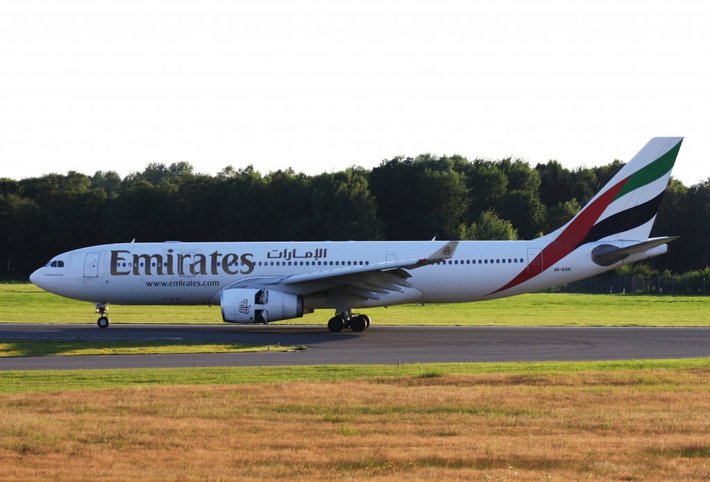 Emirates,A6-EAH,(c/n409),Airbus A330-243,01.08.2012,HAM-EDDH,Hamburg,Germany