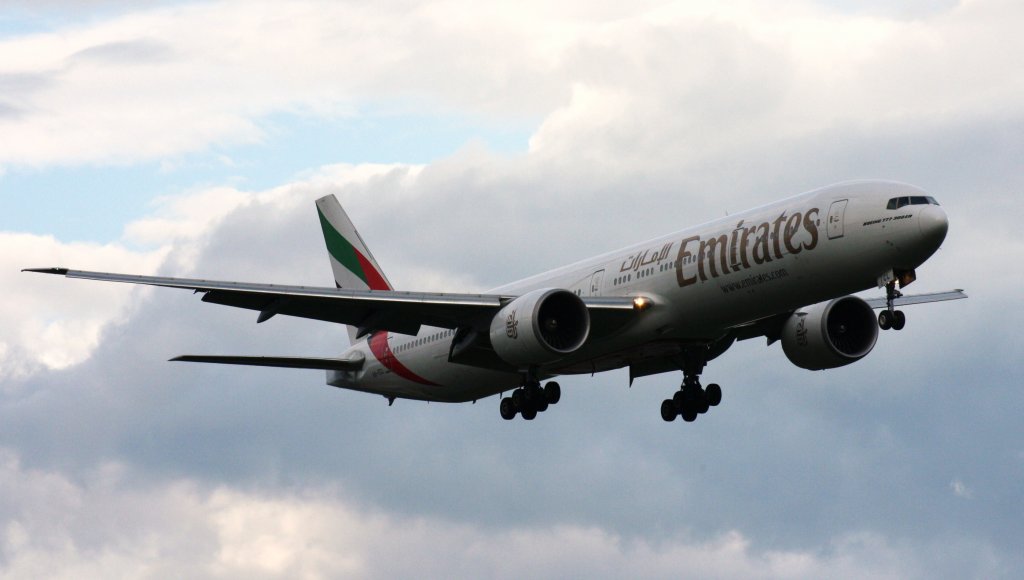 Emirates,A6-ECL,(c/n37704),Boeing 777-36N(WL),23.06.2013,HAM-EDDH,Hamburg,Germany