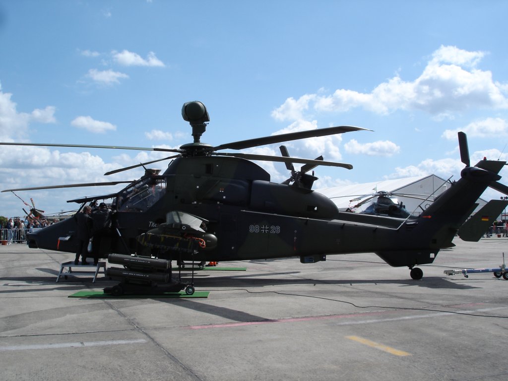 Eurocopter  Tiger , Gemeinschaftsprojekt Deutschland und Frankreich, der Mehrzweckkampfhubschrauber flog erstmals 1991, ausgestellt zurILA 2006,