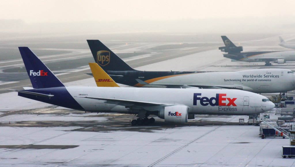 Federal Express(FedEx),N880FD,(c/n32967),Boeing 777-F28,14.01.2013,CGN-EDDK,Kln-Bonn,Germany