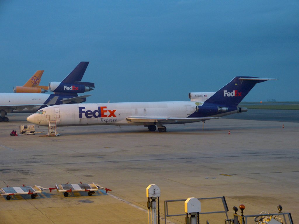 FedEx
B727-2F
N469FE
09.02.2013