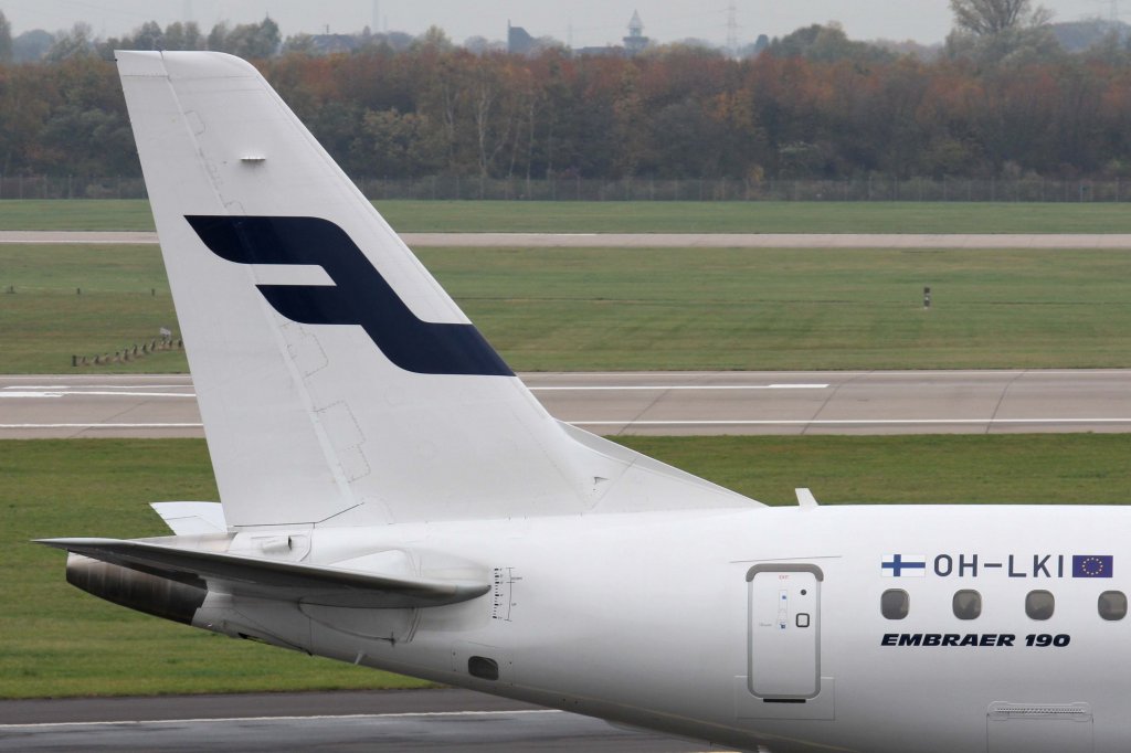 Finnair, OH-LKI, Embraer, ERJ-190 LR (Seitenleitwerk/Tail ~ neue Finnair-Lackierung), 10.11.2012, DUS-EDDL, Dsseldorf, Germany 
