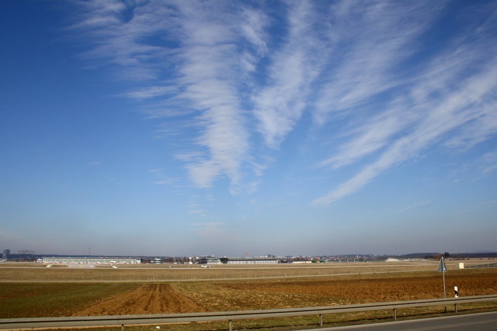 Flughafen Stuttgart am 26. Februar 2011 um 12.50 Uhr 