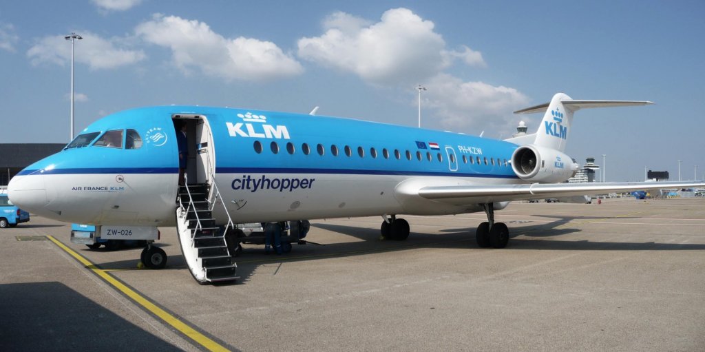 Fokker 70 der KLM Cityhopper in Amsterdam