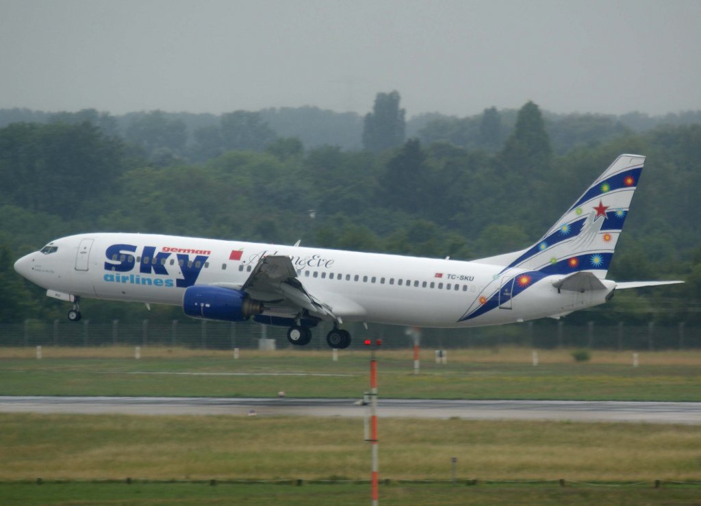 German Sky Airlines, TC-SKU  Sirius , Boeing 737-800 (Adam & Eve - Sticker), 20.06.2011, DUS-EDDL, Dsseldorf, Germany