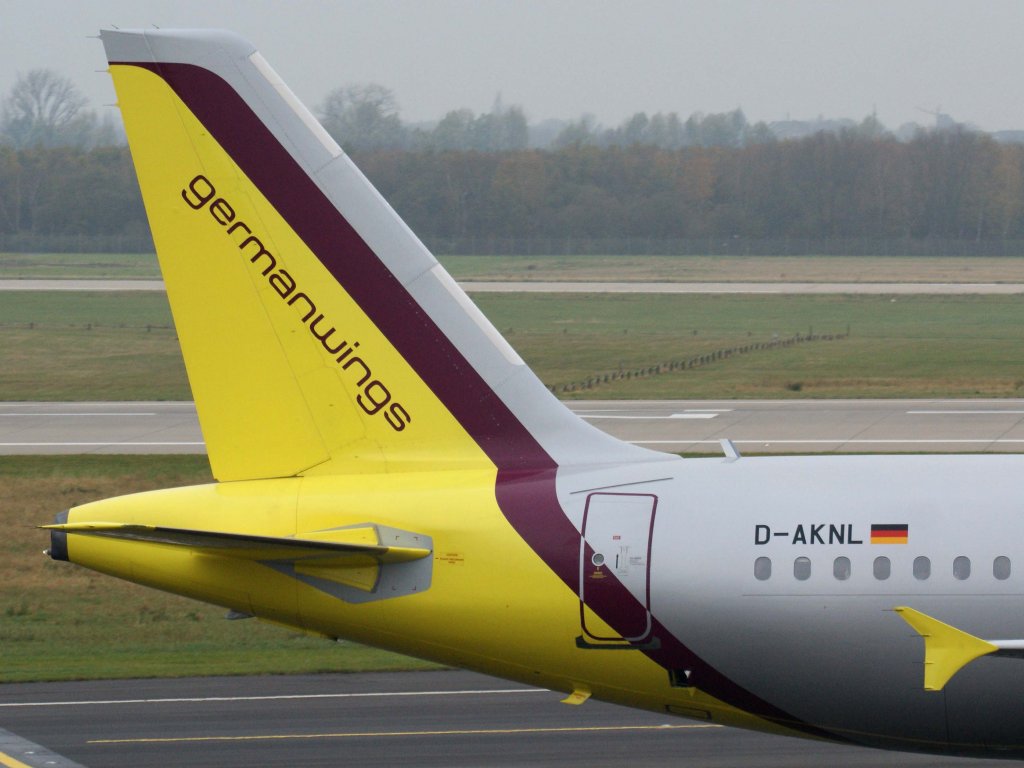 Germanwings, D-AKNL, Airbus A 319-100 (Seitenleitwerk/Tail), 13.11.2011, DUS-EDDL, Dsseldorf, Germany 
