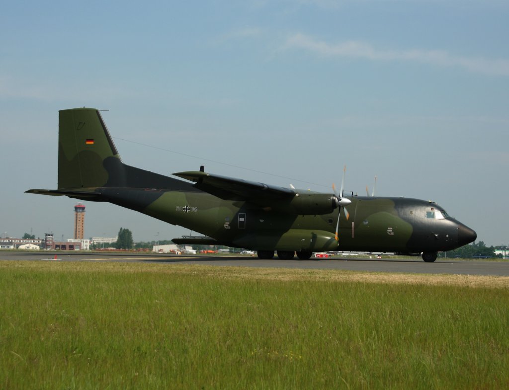 Germany Air Force C-160 Transall 50+88 am 10.06.2010 auf dem Flughafen Berlin-Schnefeld