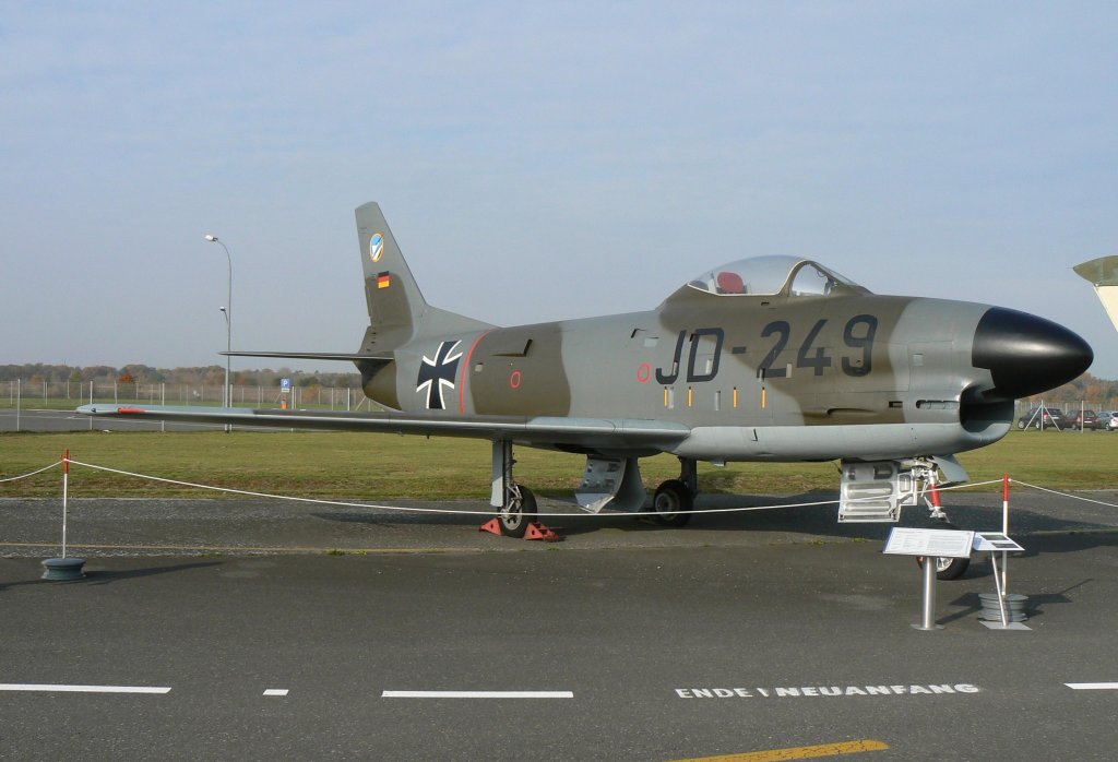 Germany Air Force Nort American F 86K Sabre JD-249. restauriert, am 30.10.2011 im Luftwaffenmuseum Berlin-Gatow
