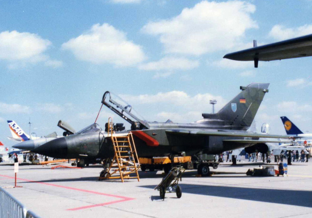 Germany Air Force Panavia Tornado auf der ILA 1998 in Berlin-Schnefeld (Scan)