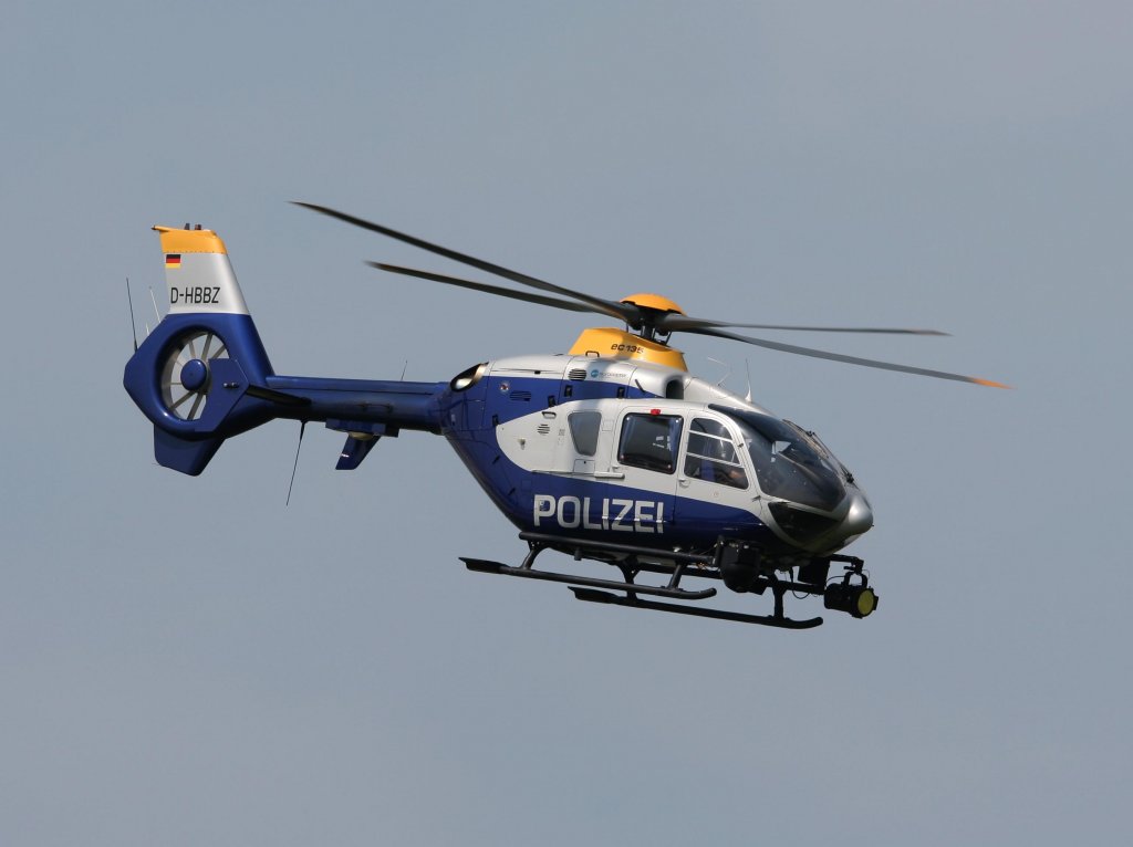 Germany Police EC 135 D-HBBZ whrend eines berflugs ber das ILA-Gelnde in Berlin-Schnefeld am 10.06.2010