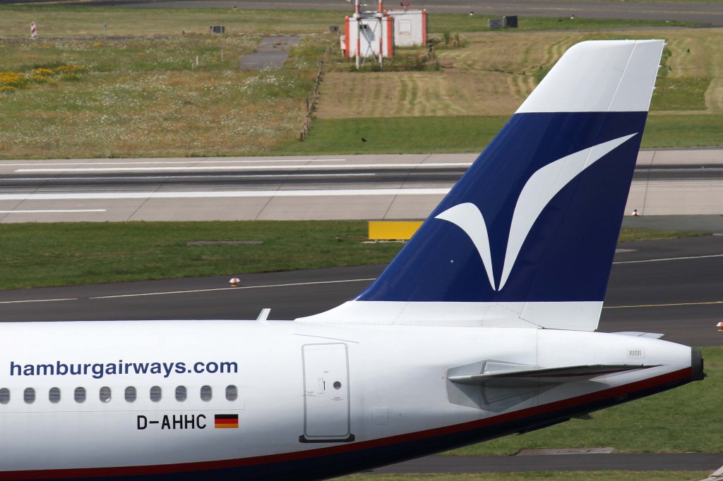 Hamburg Airways, D-AHHC, Airbus, 320-200 (Seitenleitwerk/Tail), 11.08.2012, DUS-EDDL, Dsseldorf, Germany 

