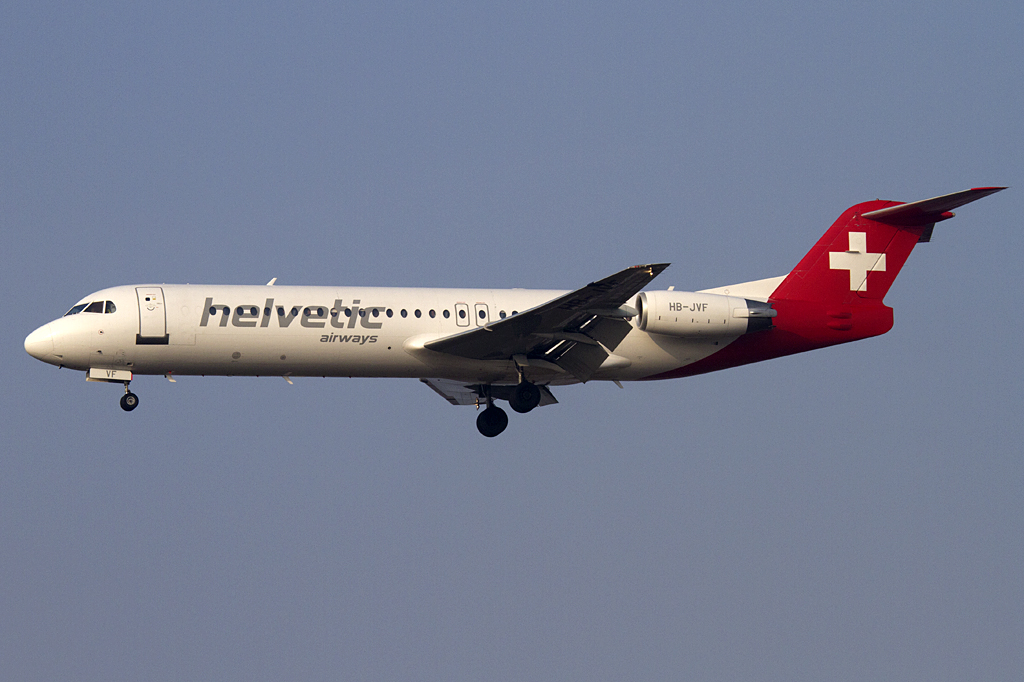 Helvetic Airways, HB-JVF, Fokker, F-100, 13.02.2011, LYS, Lyon, France




