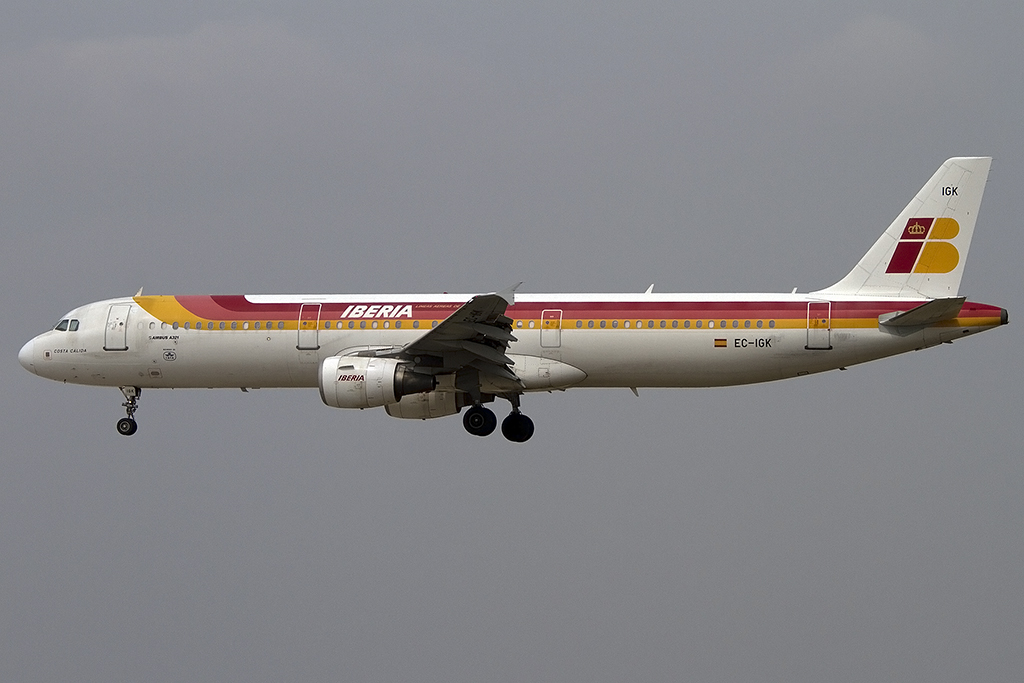 Iberia, EC-IGK, Airbus, A321-211, 08.09.2012, BCN, Barcelona, Spain 




