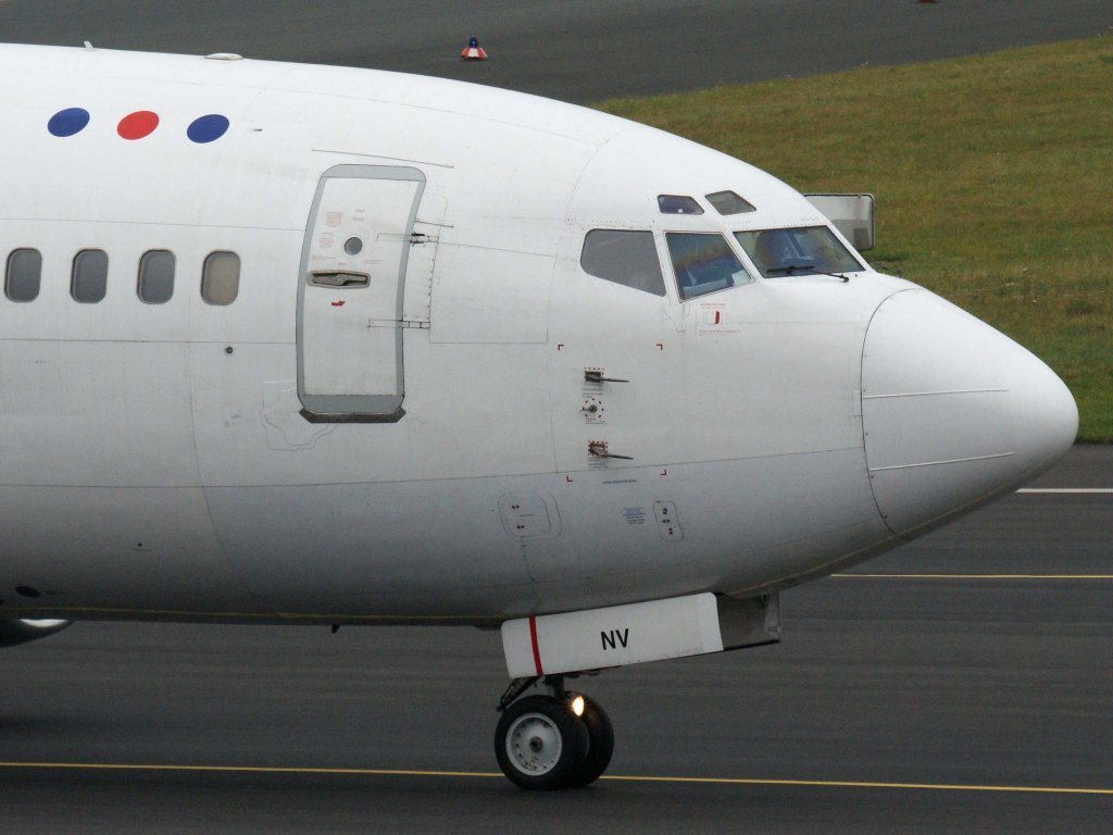 JAT Airways, YU-ANV, Boeing 737-300 (Bug/Nose), 13.11.2011, DUS-EDDL, Dsseldorf, Germany 