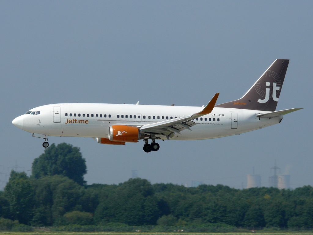 Jettime; OY-JTD; Boeing 737-3Y0. Flughafen Dsseldorf. 16.08.2009.