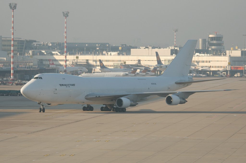 Kalitta Air B 747-251F(SCD) N791CK bei der Ankunft in Dsseldorf am 31.10.2011