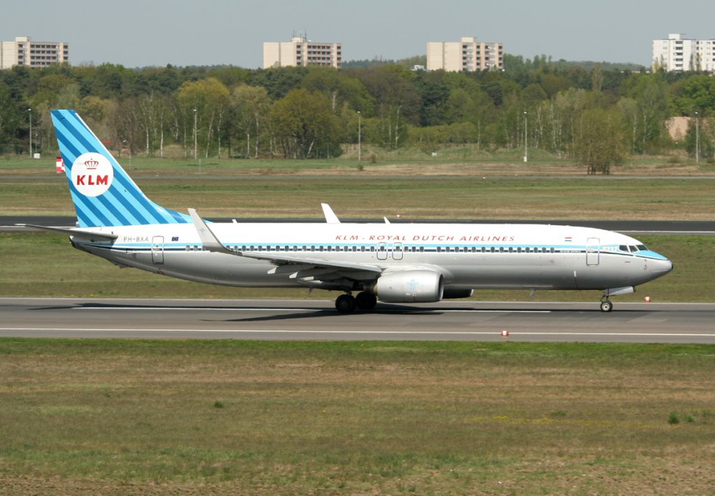 KLM B 737-8K2 PH-BXA beim Start in Berlin-Tegel am 28.04.2012