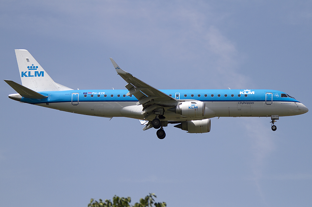 KLM - Cityhopper, PH-EZR, Embraer, 190LR, 15.06.2011, TLS, Toulouse, France 




