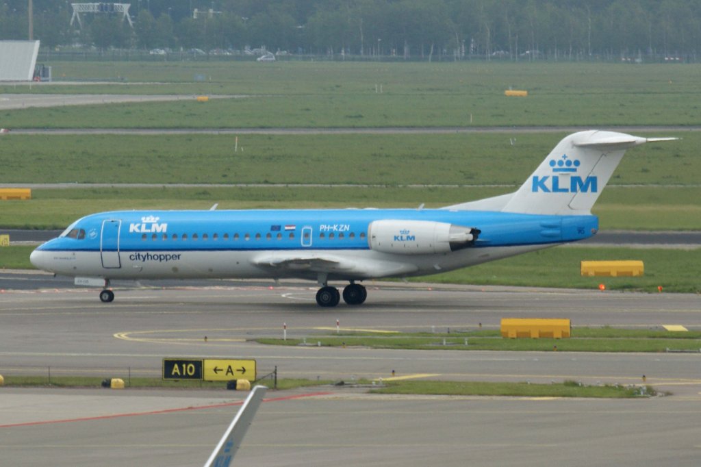 KLM cityhopper, PH-KZM, Fokker, 70, 25.05.2012, AMS-EHAM, Amsterdam (Schiphol), Niederlande
 
