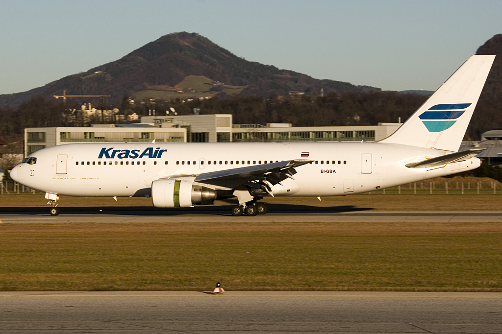 Kras Air, EI-GBA, Boeing, B767-266ER, 13.01.2007, SZG, Salzburg, Austria 





