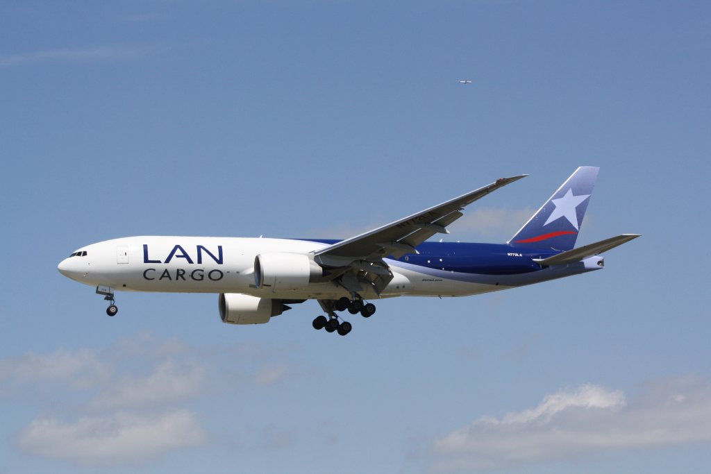 LAN Cargo Boeing 777F, N772LA, SN 37708, LN 774, Delivery date 28.04.2009