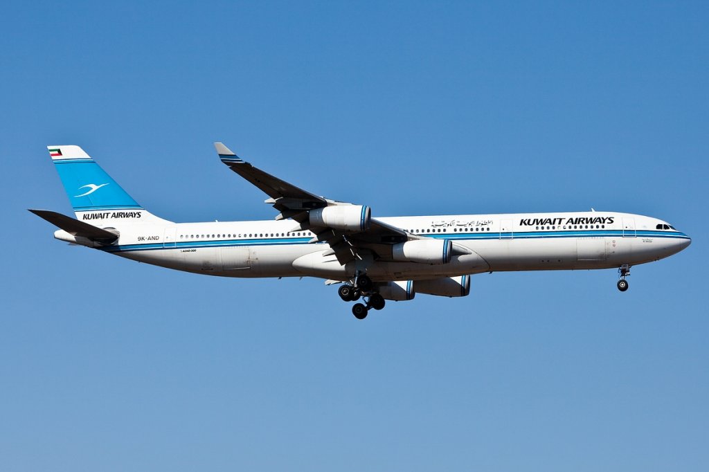 Landung A340/Kuwait Airways/Frankfurt/Fra/07.03.2010.  