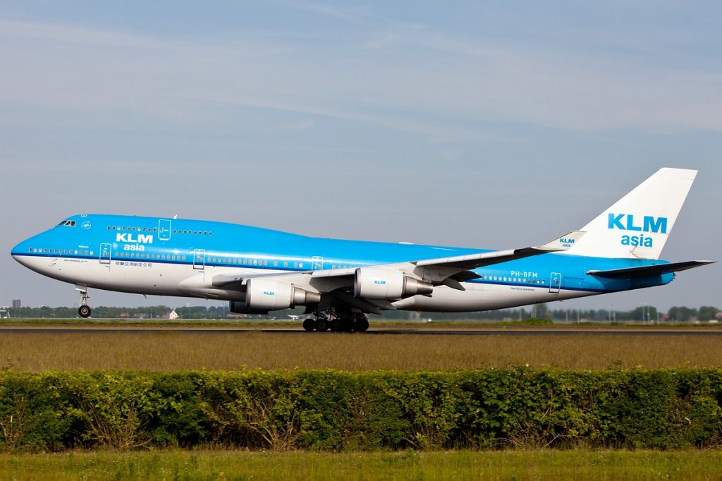 Landung B747/KLM/Schiphol/Amsterdam/AMS/4.06.2010