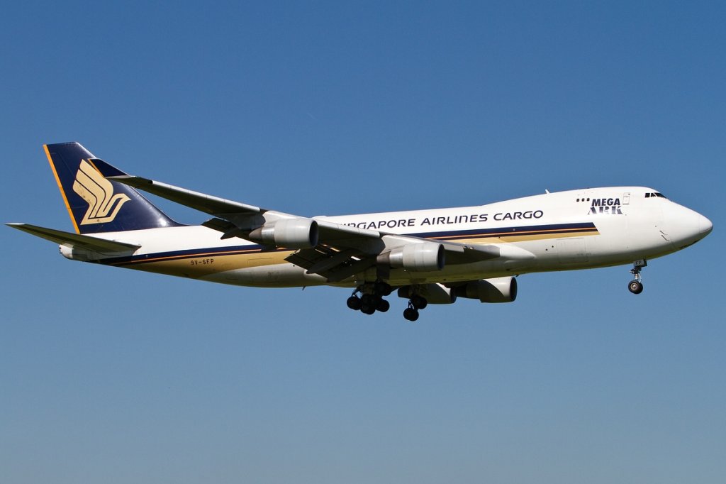Landung B747/Singapore Airines Cargo/Schiphol/Amsterdam/AMS/4.06.2010  
