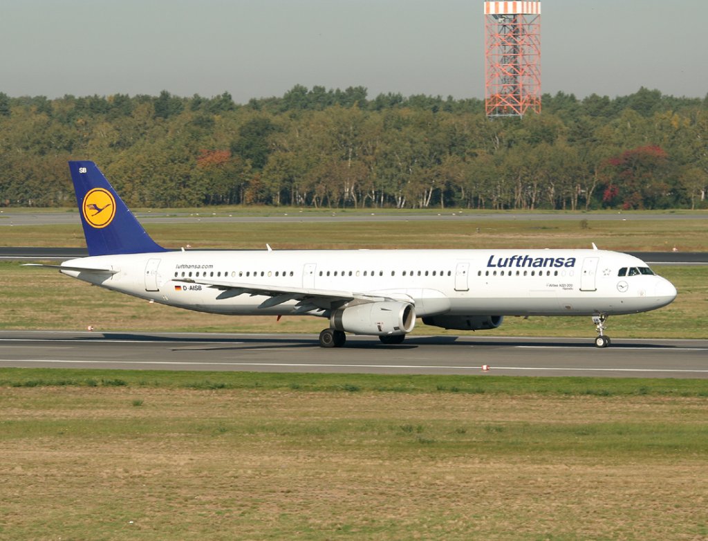 Lufthansa A 321-231 D-AISB  Hameln  beim Start in Berlin-Tegel am 01.10.2011