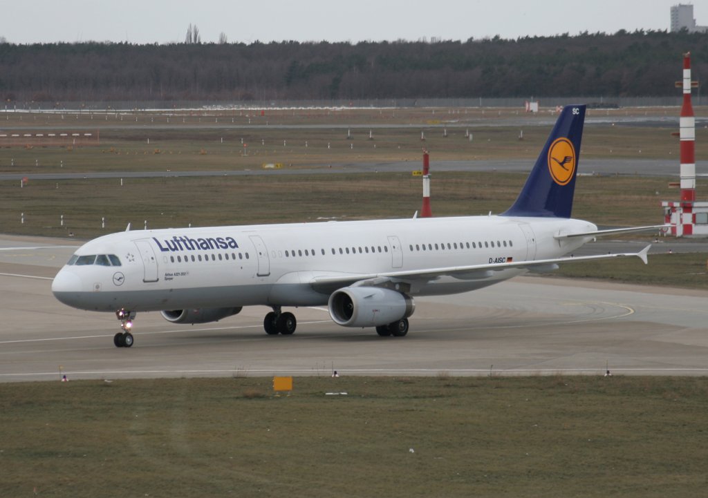 Lufthansa A 321-231 D-AISC  Speyer  bei der Ankunft in Berlin-Tegel am 27.02.2010