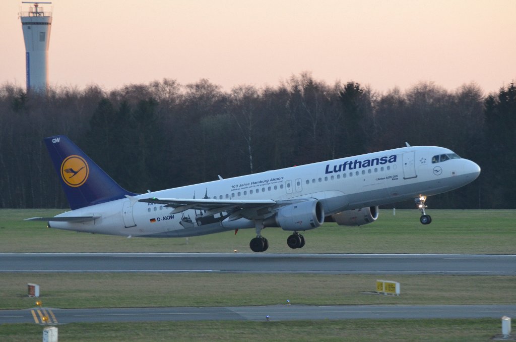 Lufthansa Airbus A320-200 D-AIQW Kleve beim Start in Hamburg Fuhlsbttel am 23.03.12