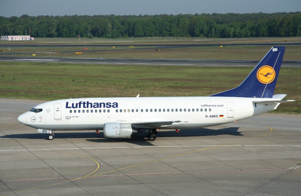 Lufthansa B 737-330 D-ABED  Hagen  am 07.05.2011 auf dem Flughafen Berlin-Tegel