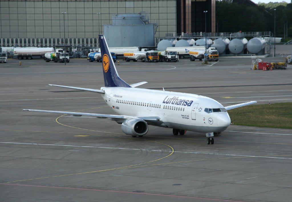 Lufthansa B 737-330 D-ABEH  Bad Kissingen  bei der Ankunft in Berlin-Tegel am 25.06.2011