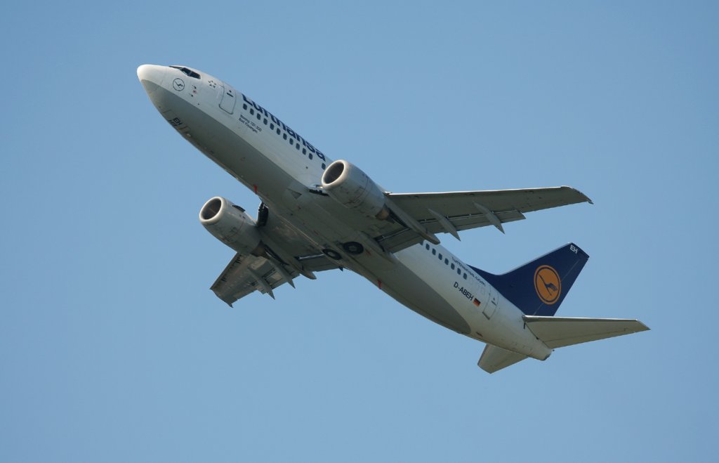Lufthansa B 737-330 D-ABEH  Bad Kissingen  beim Start in Berlin-Tegel am 06.07.2011