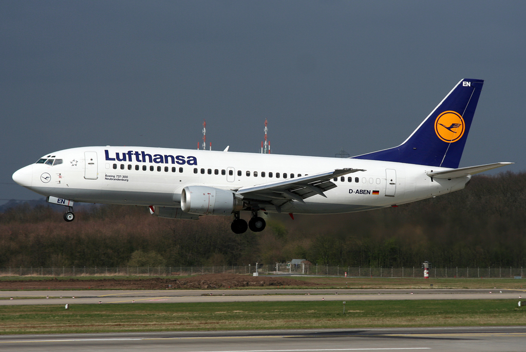 Lufthansa B737-300 D-ABEN im Anflug auf die 23L in DUS / EDDL / Dsseldorf am 17.03.2008