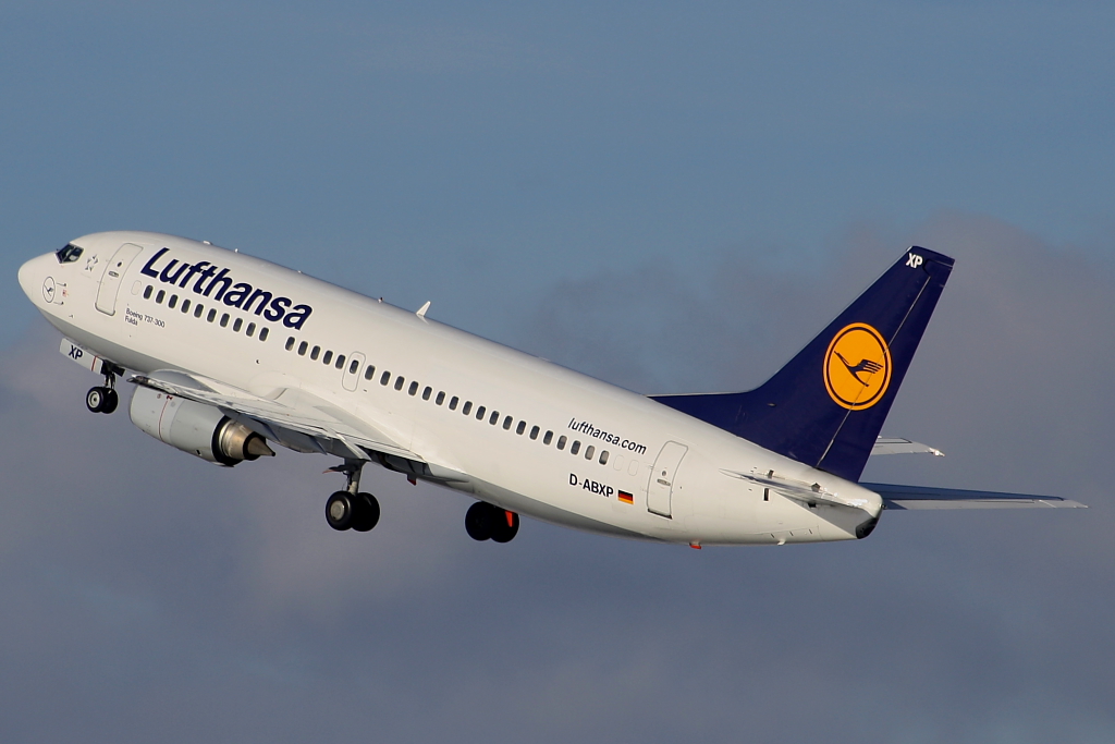 Lufthansa 
Boeing 737-330 
D-ABXP 
Stuttgart
18.12.10