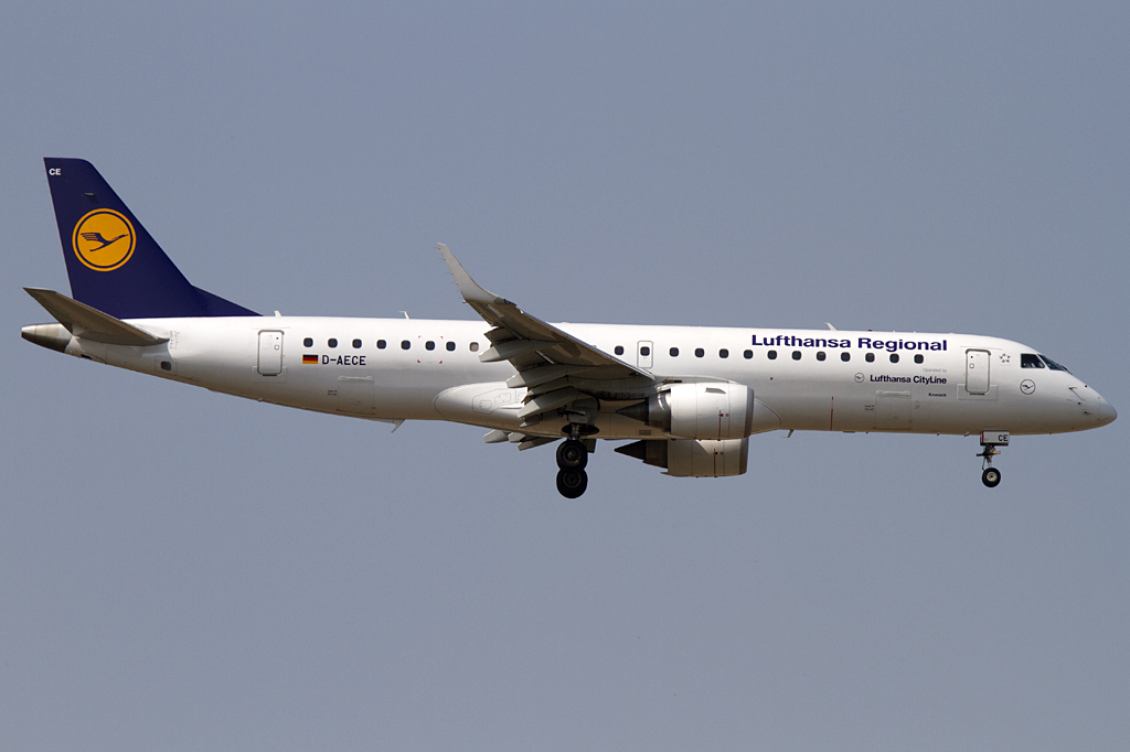 Lufthansa - CityLine , D-AECE, Embraer, ERJ-190, 24.04.2011, FRA, Frankfurt, Germany


