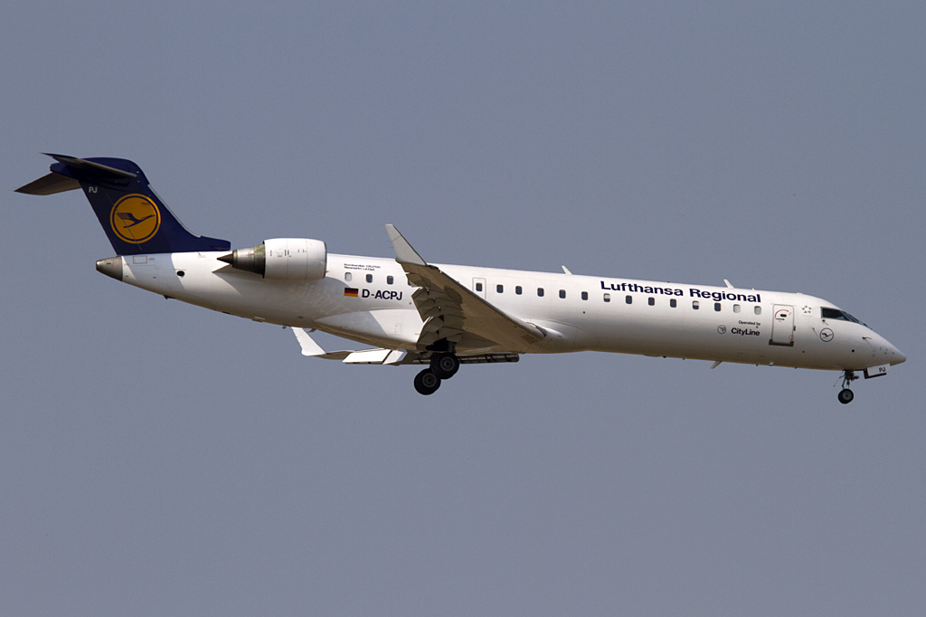 Lufthansa - CityLine, D-ACPJ, Bombardier, CRJ-700, 24.04.2011, FRA, Frankfurt, Germany 

