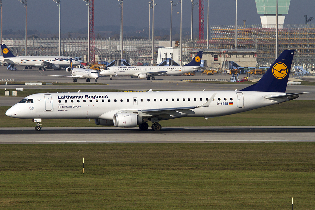 Lufthansa - CityLine, D-AEBB, Embraer, ERJ-195, 25.10.2012, MUC, Mnchen, Germany 



