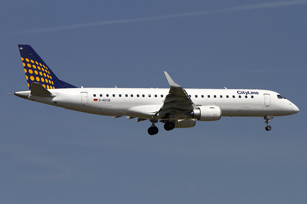 Lufthansa - CityLine, D-AECB, Embraer, ERJ-190, 24.04.2010, FRA, Frankfurt, Germany


