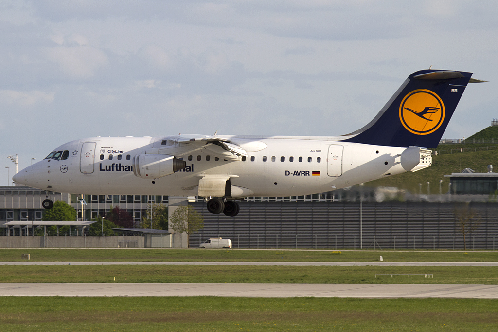 Lufthansa - CityLine, D-AVRR, BAe, ARJ-85, 29.04.2011, MUC, Muenchen, Germany


