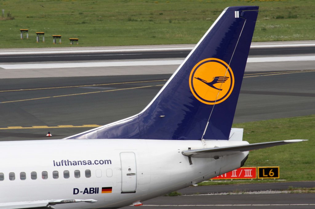 Lufthansa, D-ABII  Lrrach , Boeing, 737-500 (Seitenleitwerk/Tail), 11.08.2012, DUS-EDDL, Dsseldorf, Germany 