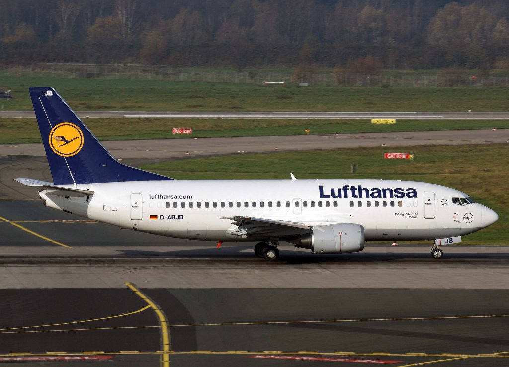 Lufthansa, D-ABJB, Boeing 737-500  Rheine  (Sticker-lufthansa.com), 2010.11.21, DUS-EDDL, Dsseldorf, Germany 

