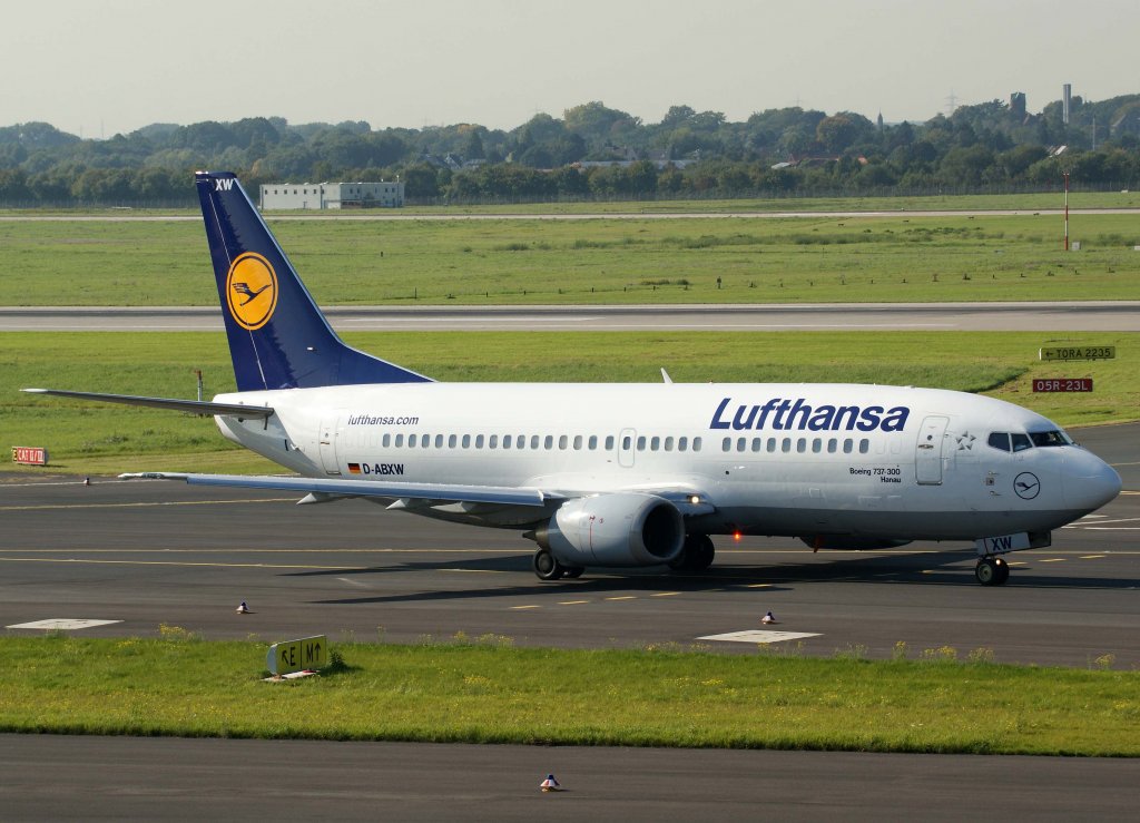 Lufthansa, D-ABXW, Boeing 737-300  Hanau  (Sticker-lufthansa.com), 2010.09.22, DUS-EDDL, Dsseldorf, Germany 

