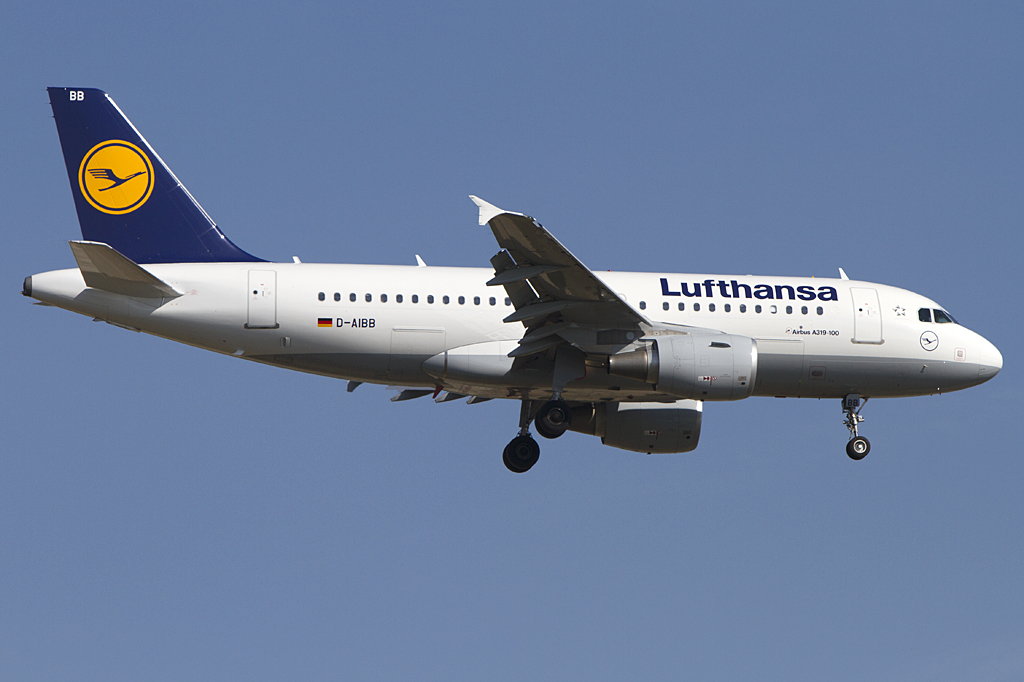 Lufthansa, D-AIBB, Airbus, A319-112, 24.04.2010, FRA, Frankfurt, Germany 



