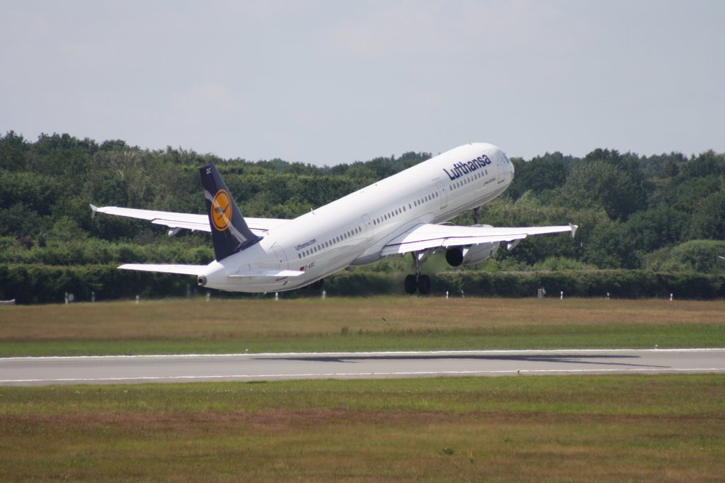 Lufthansa, D-AIDC, Airbus A321-231, 26.06.2011, HAM-EDDH, Hamburg, Germany